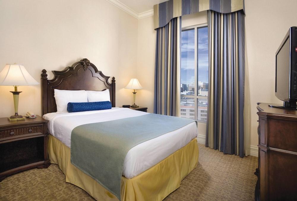 Wyndham Grand Desert Resort Лас-Вегас Экстерьер фото
